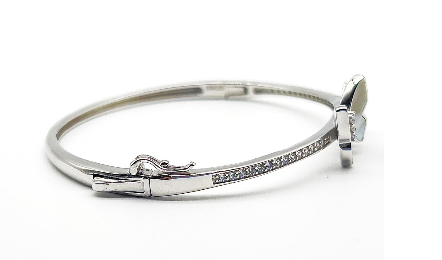 πΈ Lustrous Wings Bangle π«