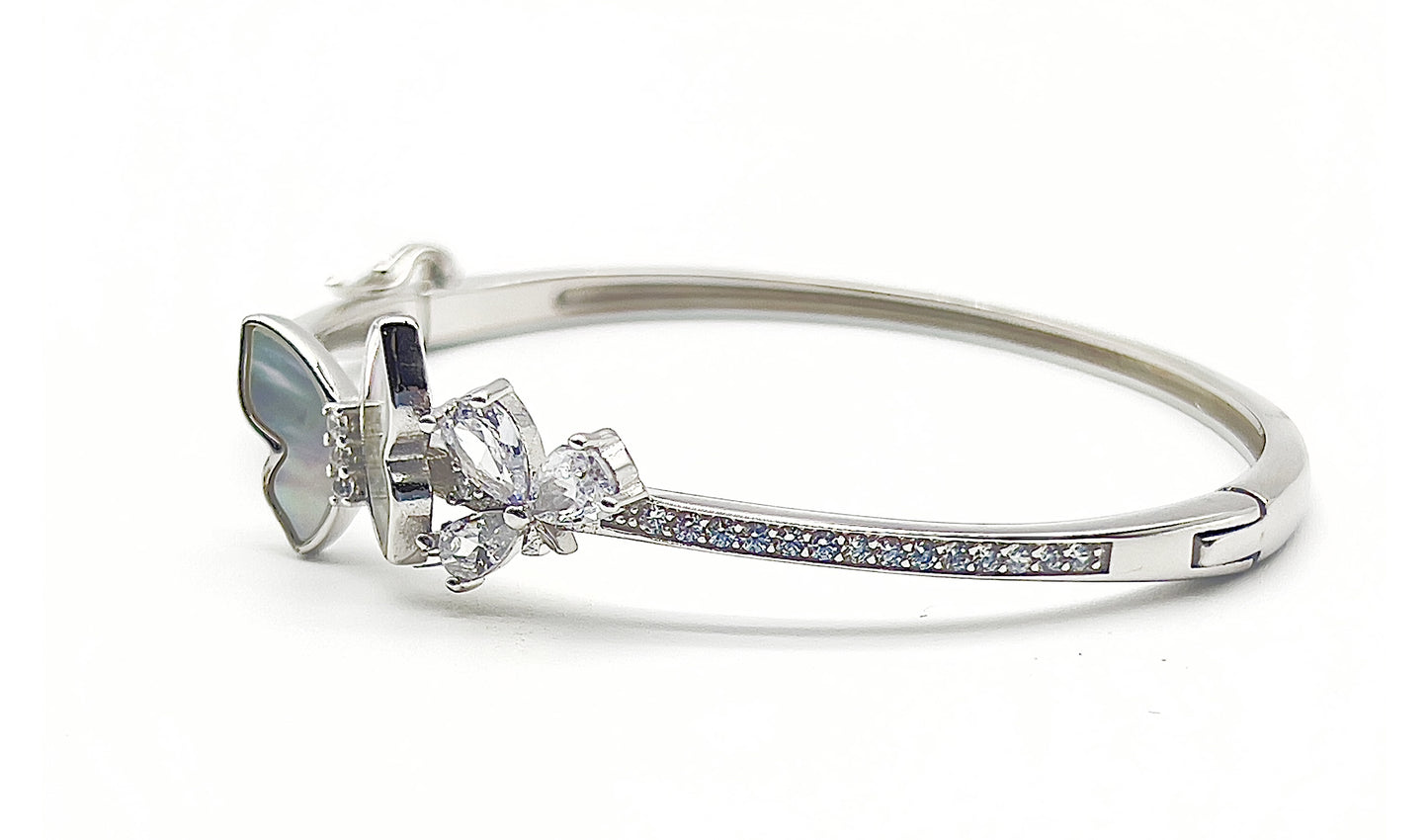 πΈ Lustrous Wings Bangle π«