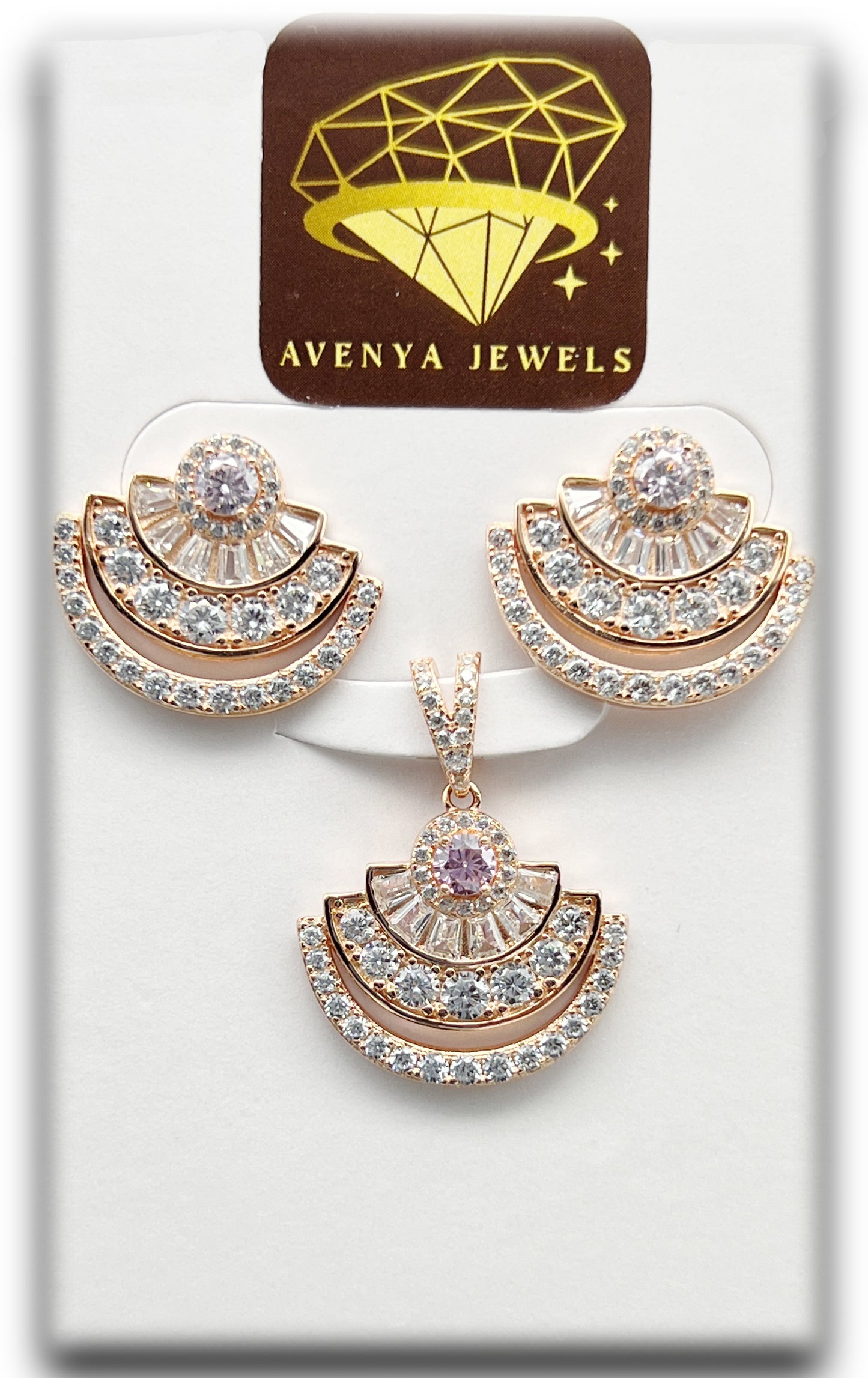 Rosรฉ Fan Charm Pendant Set ๐๐ธ