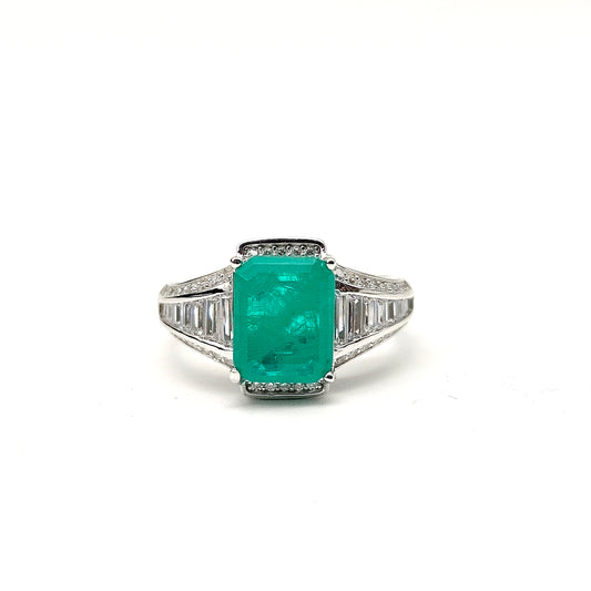 π Radiant Emerald Channel Ring πΏπ
