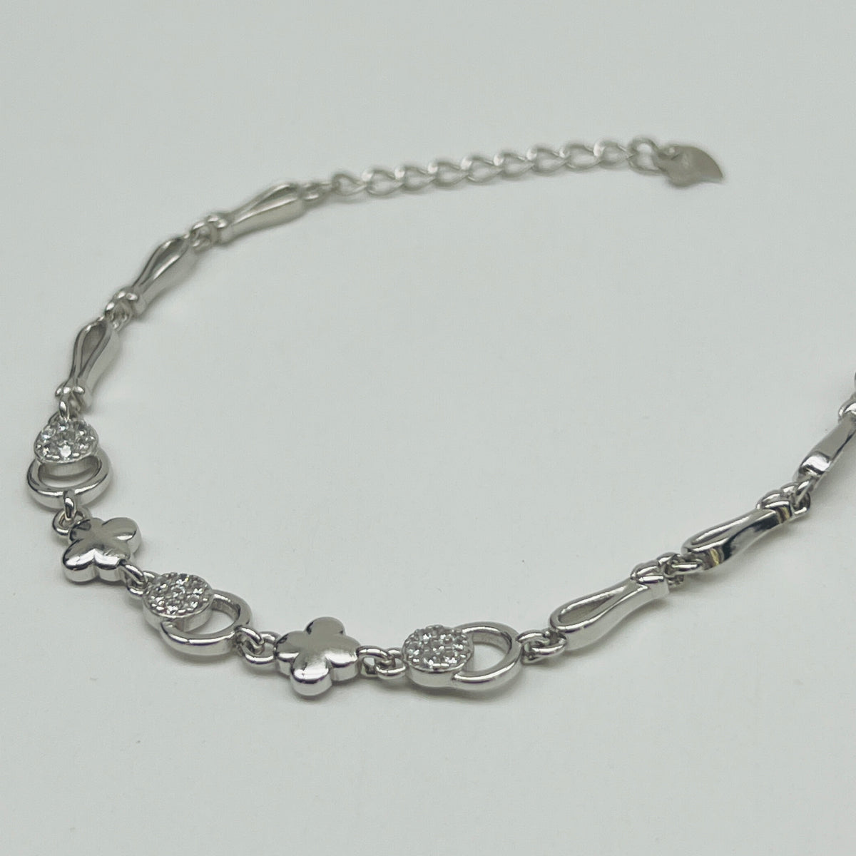 ⨠EverGlow 925 Silver Swarovski Bracelet