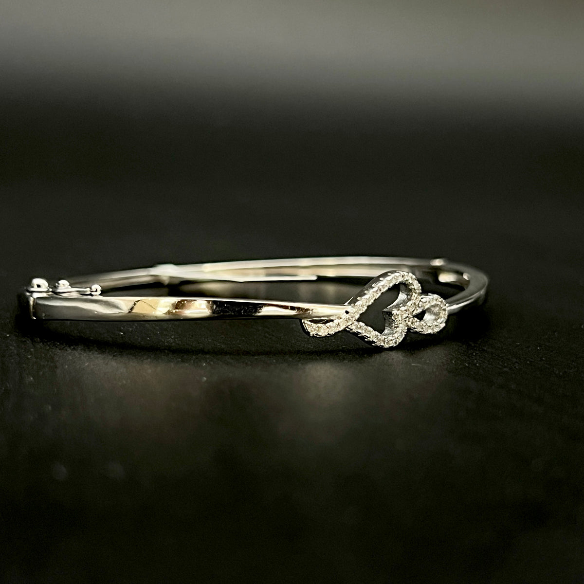 π Pearlisse Heart 925 Silver Bangle β¨π