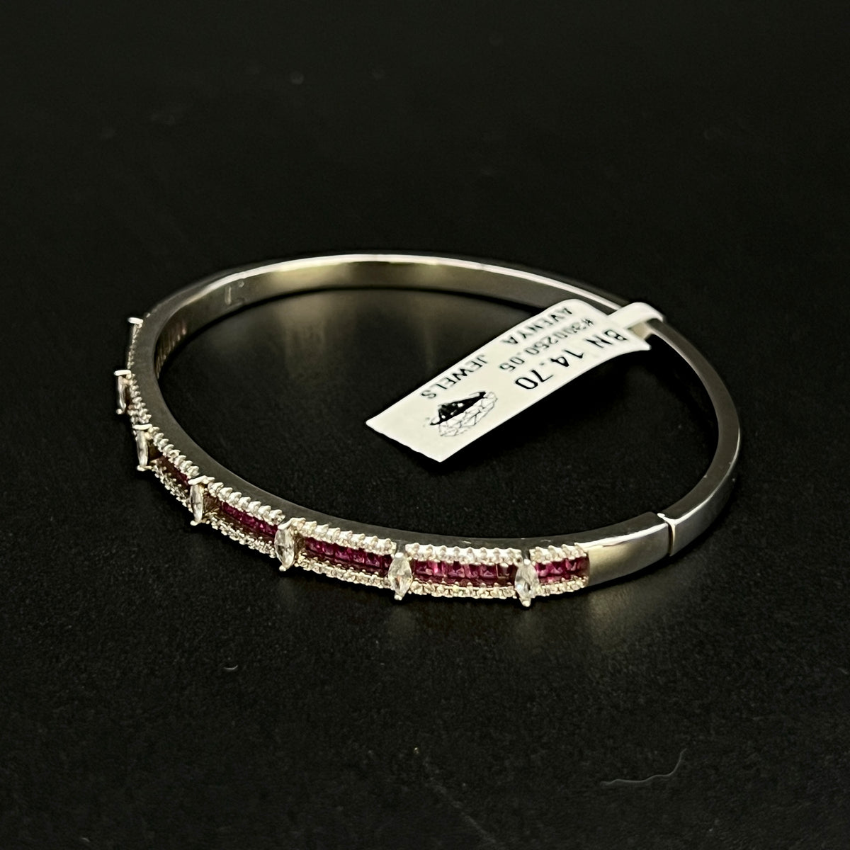 β€οΈπ Ruby Marquise Royale 925 Silver Bangle β¨