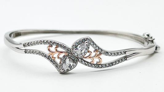 925 Sterling Silver Bangle – Dual Tone Floral Elegance ✨🌸