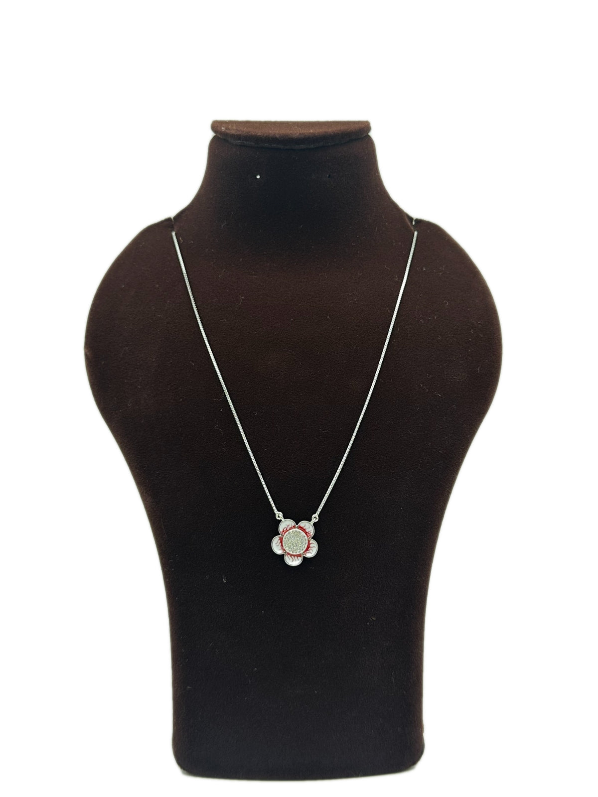 Rosavelle Enamel Bloom Necklace 🌹❤️🤍