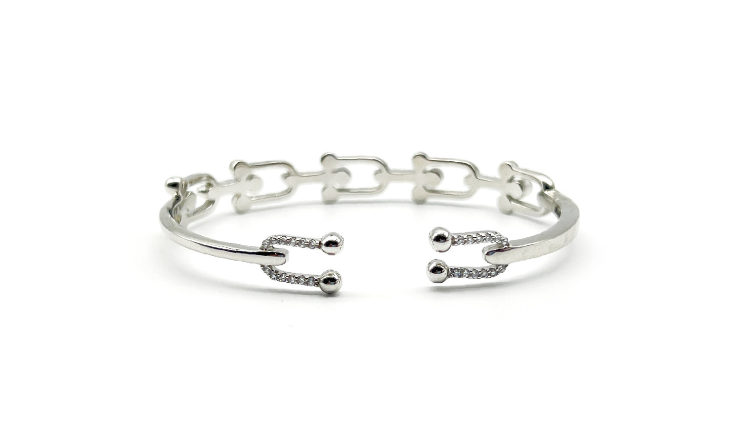 ✨ Timeless Tiffany Bangle 💎🌿