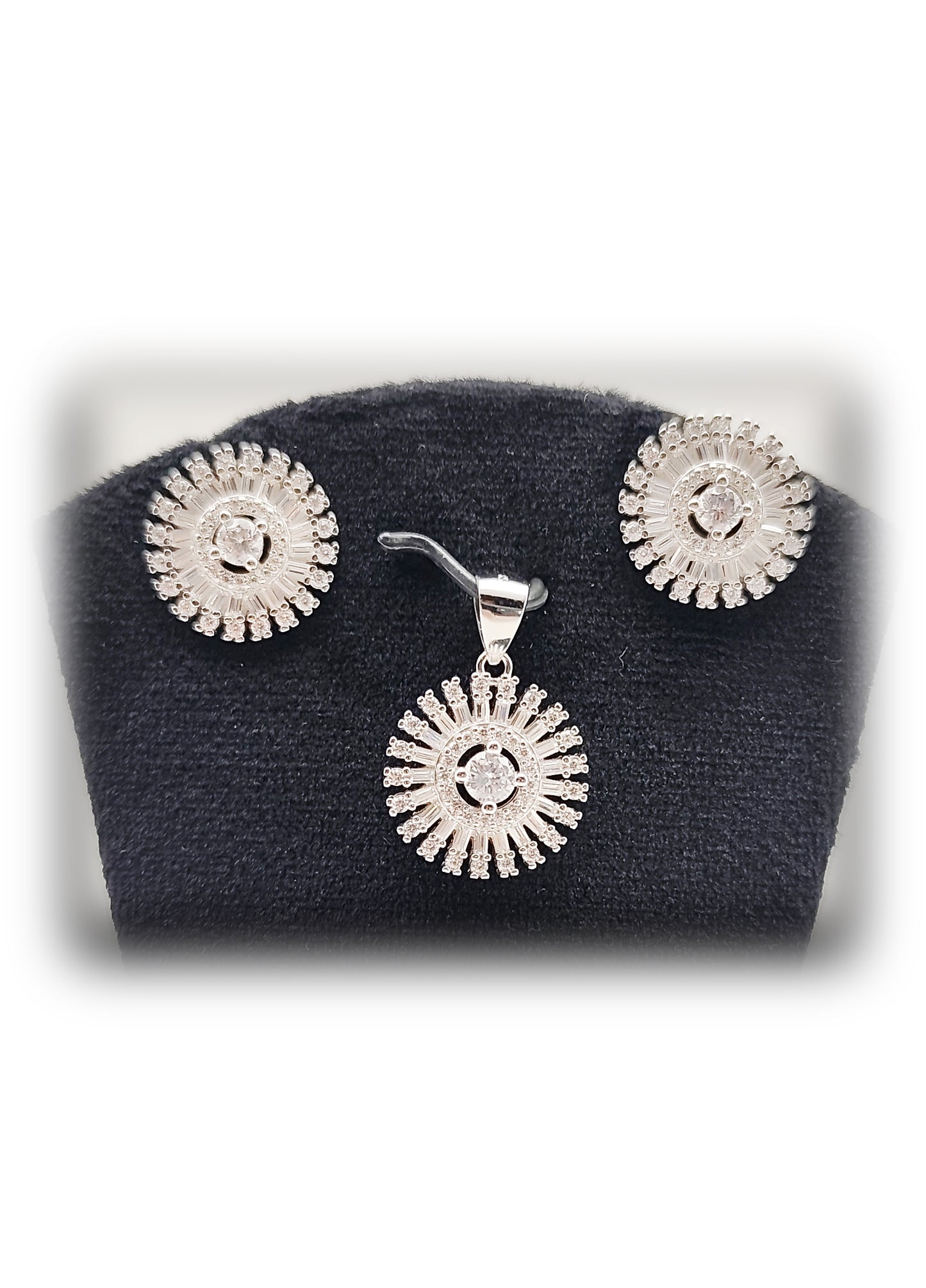 🌸 Fiore di Luce Pendant Set 💎