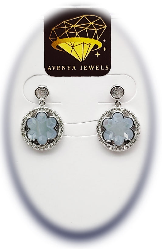 🌼 Fiore Bianca Earrings 🤍