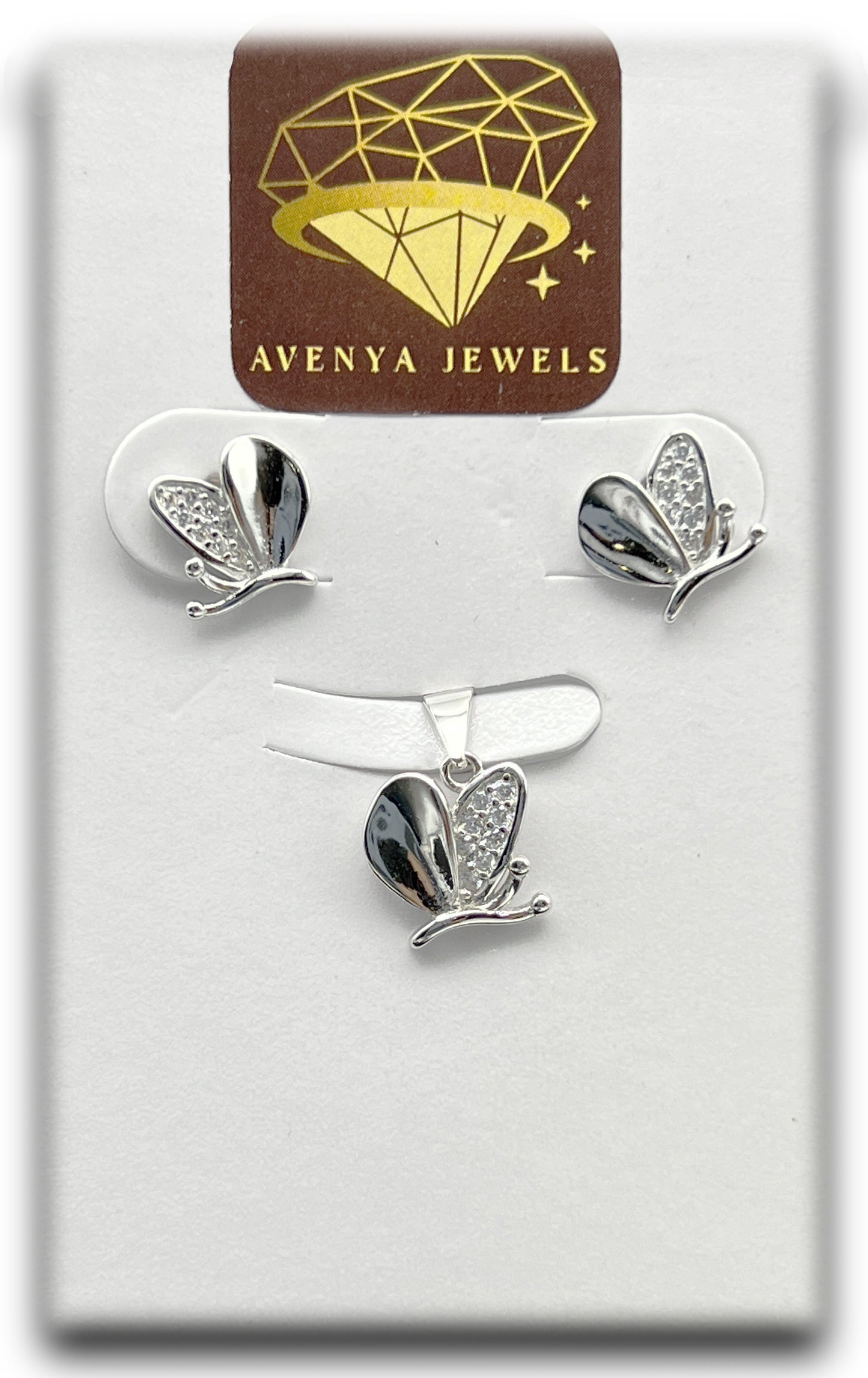 Winged Elegance Pendant Set 💖🦋