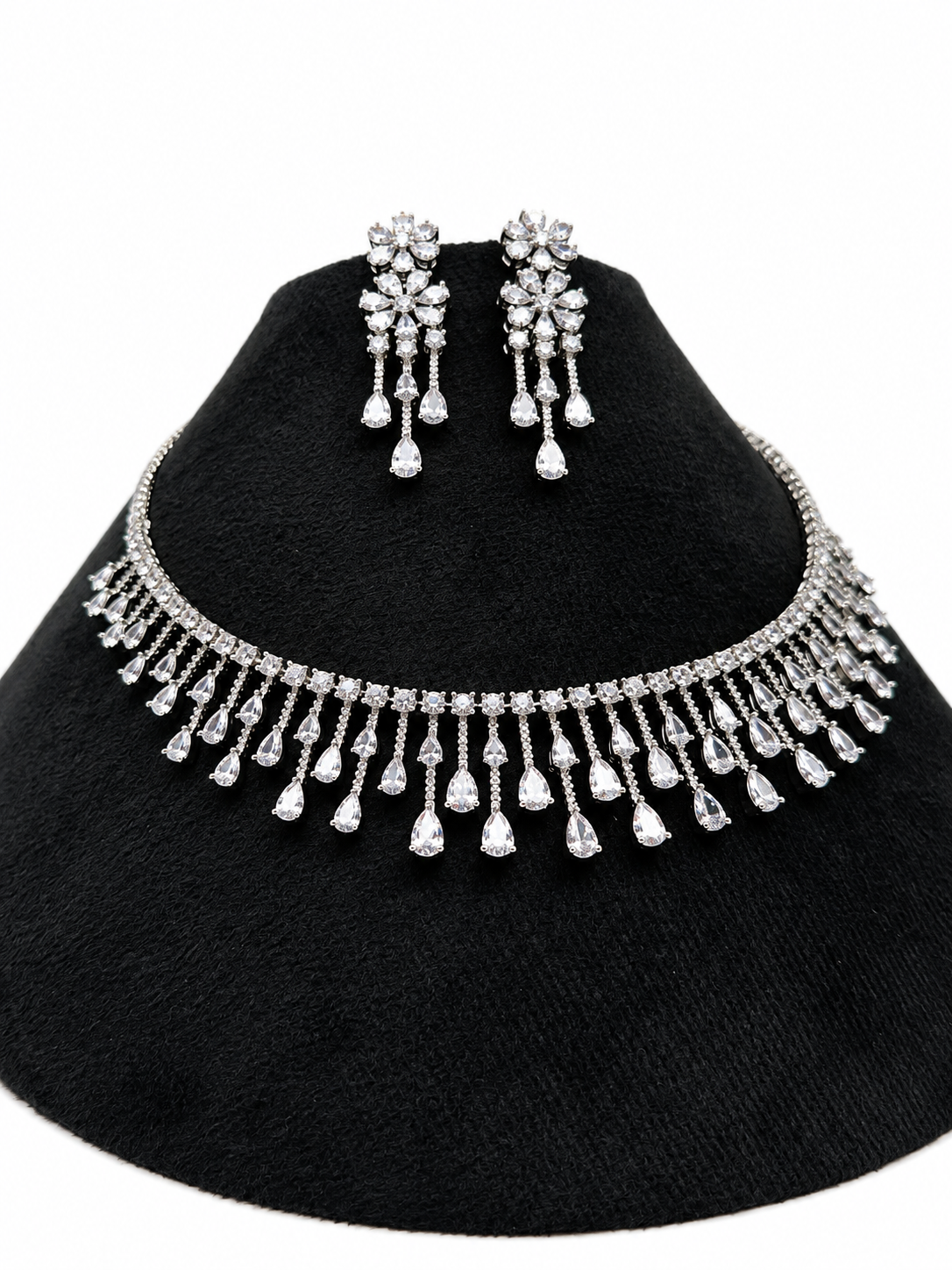 💎✨ Élanara Bridal Royale Necklace & Earring Set
