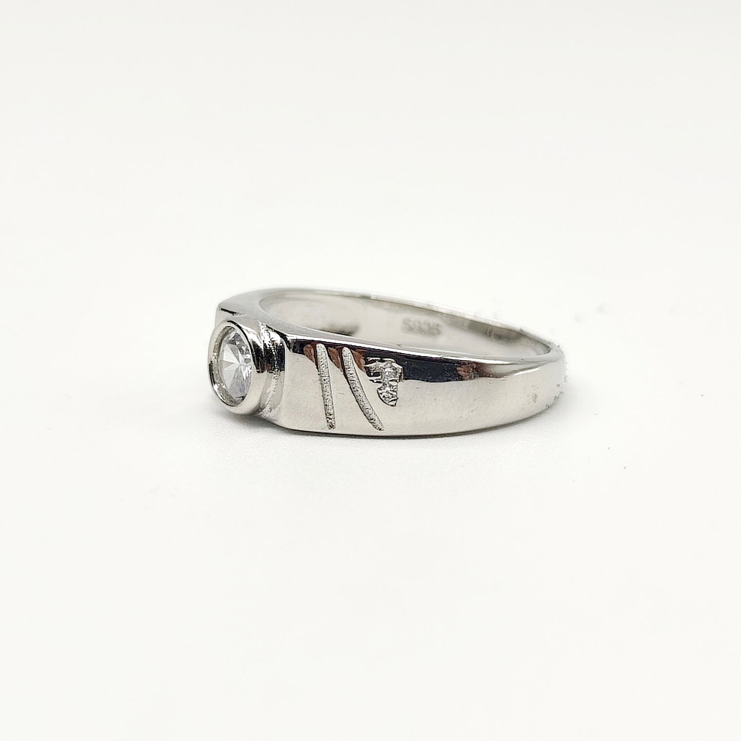 IronCrest Ring 🛡️💫