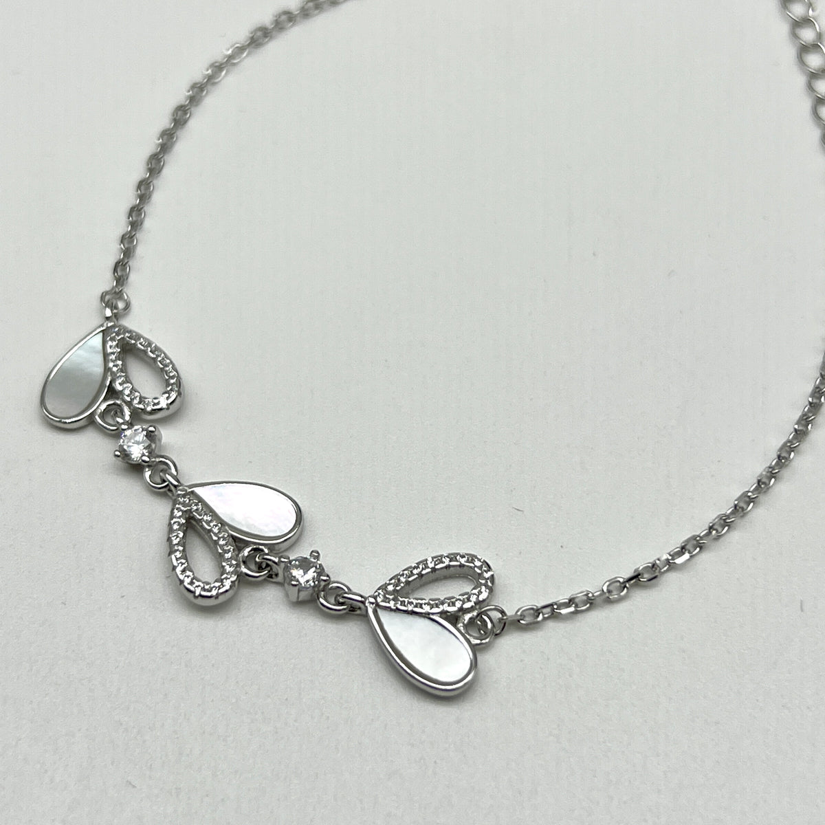 🤍✨ PearlHeart MOP 925 Silver Bracelet