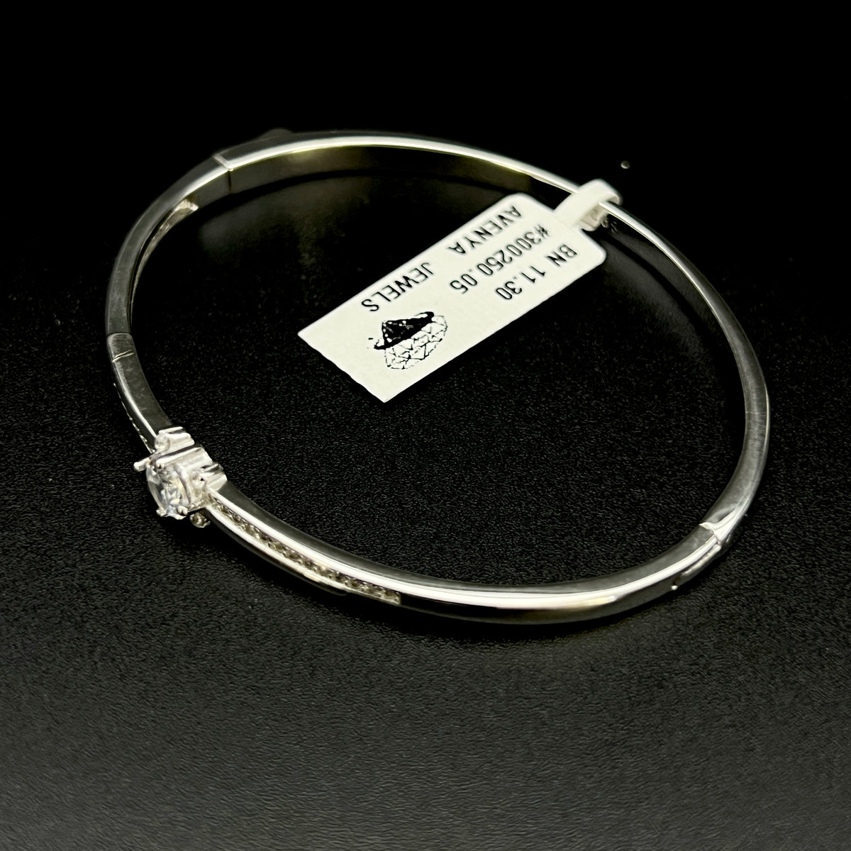 🌻 Solara Bloom 925 Silver Bangle ✨💎