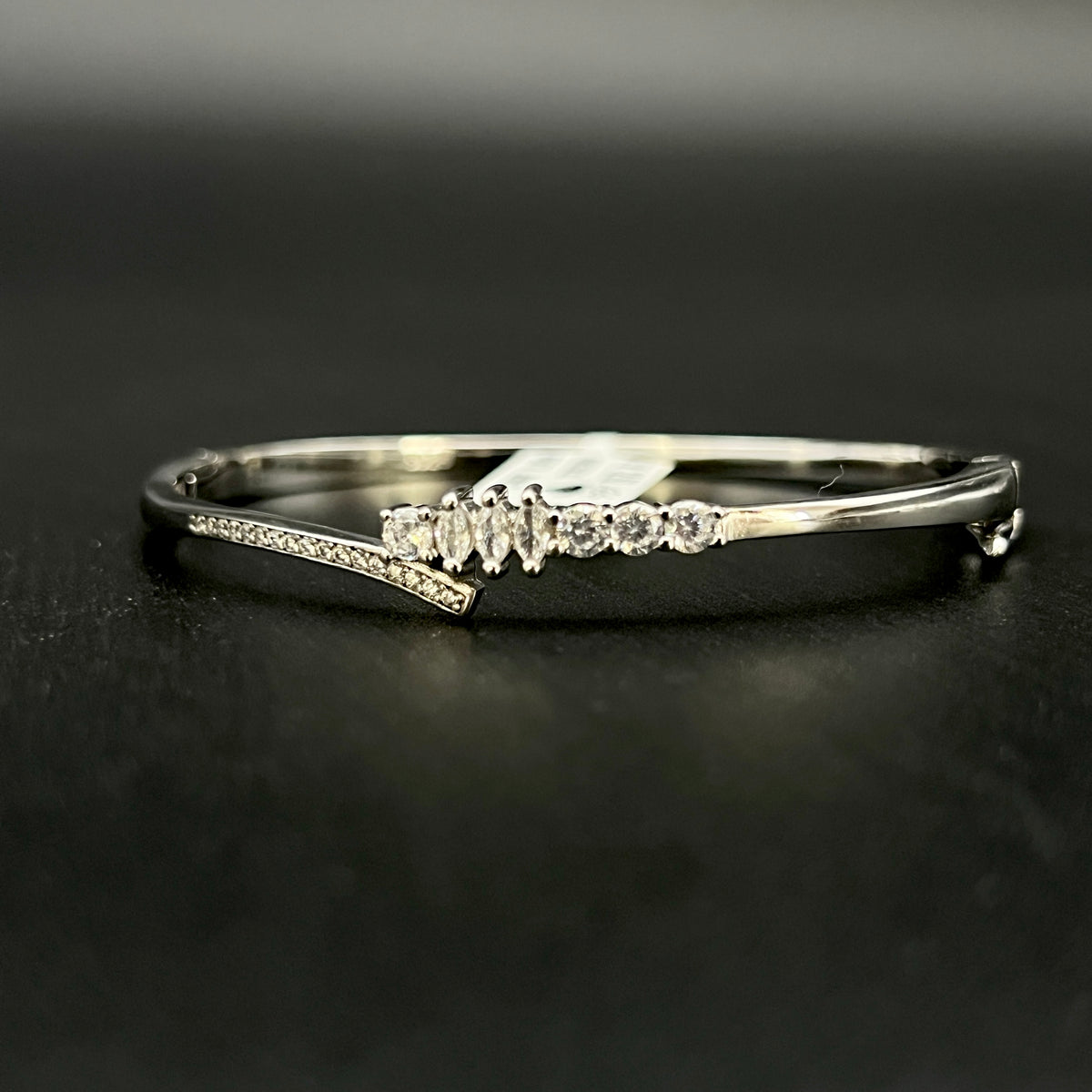 ✨ Mixaura 925 Silver Bangle 💎