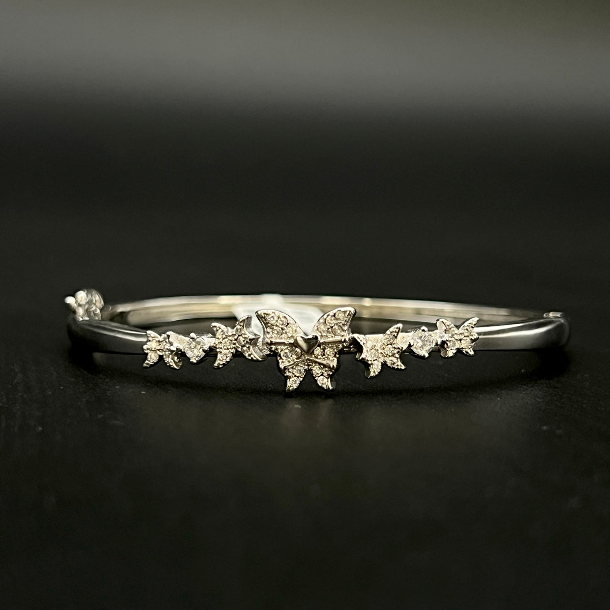 🦋✨ Papillora Swarovski 925 Silver Bangle 💎