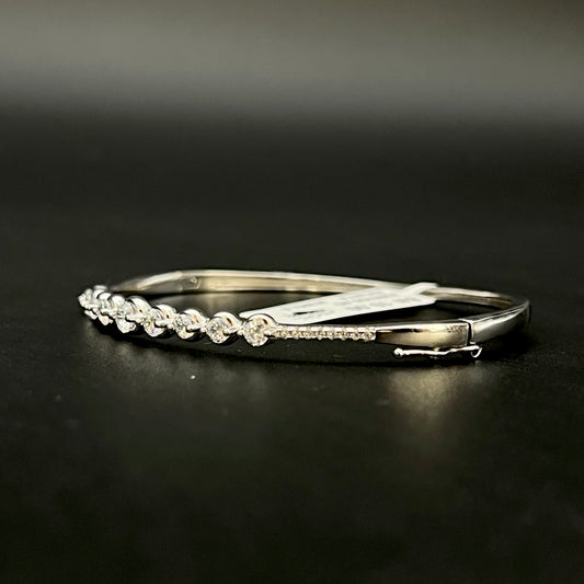 💎✨ Gradiera Nine Solitaire 925 Silver Bangle ✨