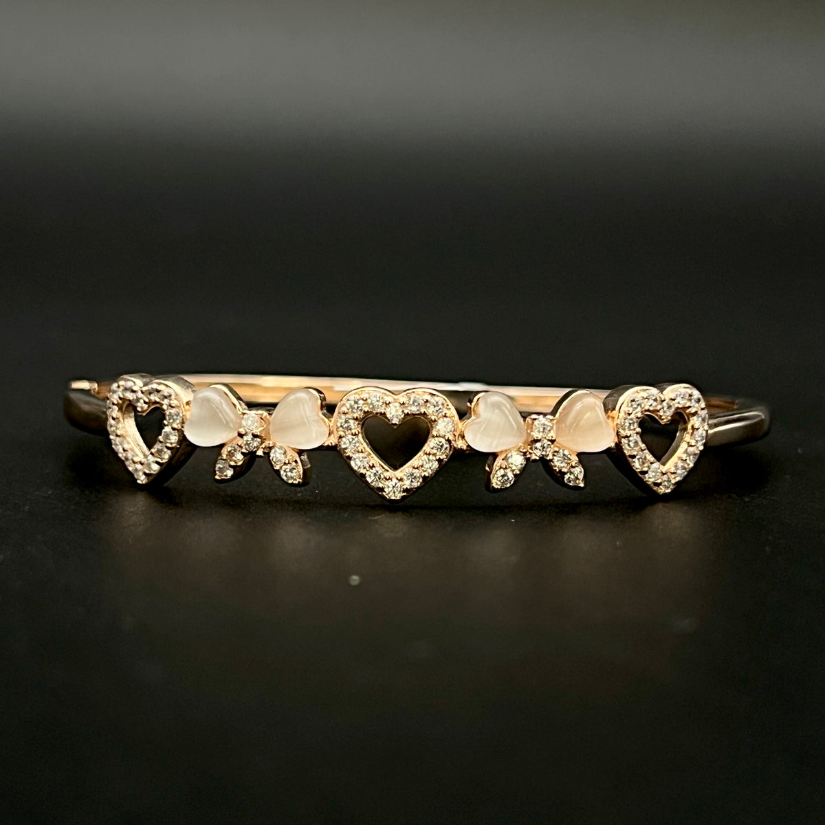 💖✨ Rosé MOP Heartline 925 Silver Bangle 💎