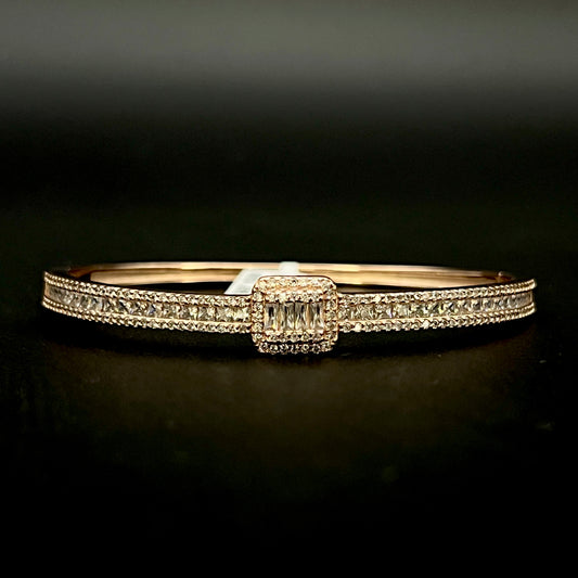 🌸💎 Rosé Square Éclat 925 Silver Bangle ✨