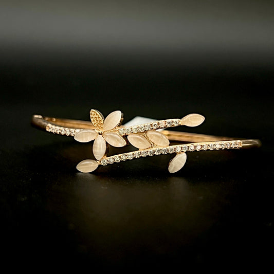 🌹🤍 Rosé Flora Élan 925 Silver Bangle ✨