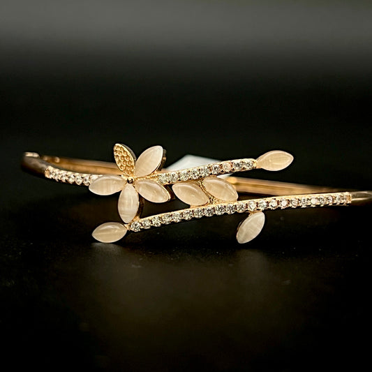 🌹🤍 Rosé Flora Élan 925 Silver Bangle ✨