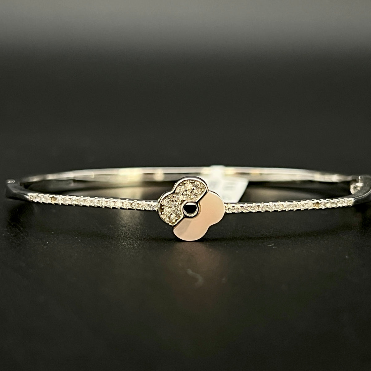 🌸💎 Rosé MOP Éclat 925 Silver Bangle ✨