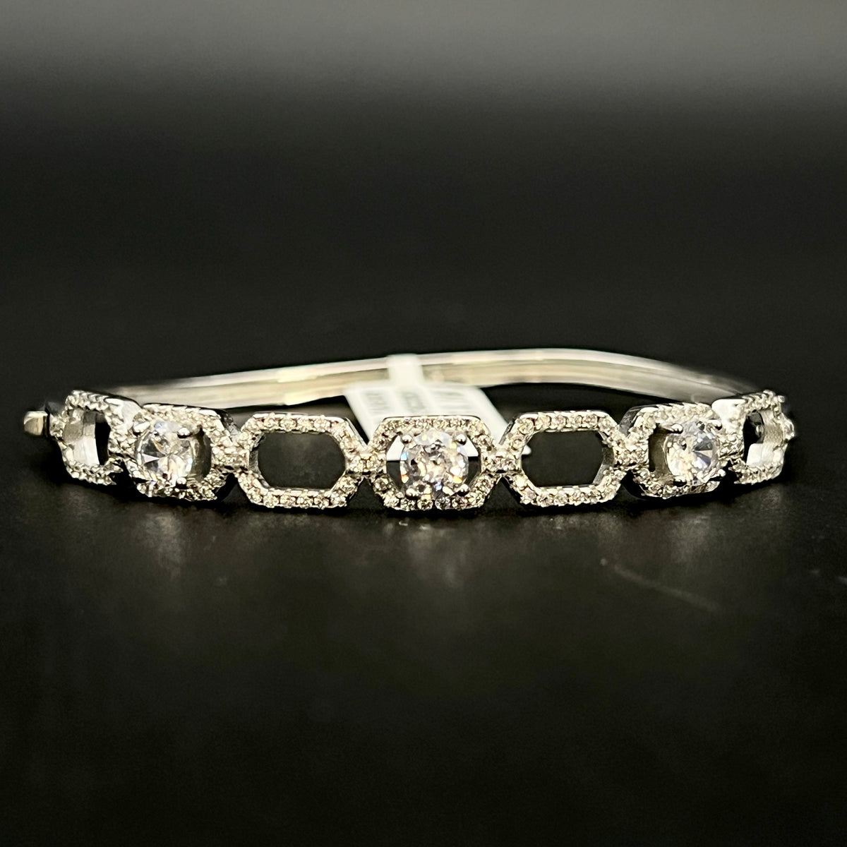 💎✨ Solitaire Élan Micro Pavé 925 Silver Bangle 💎