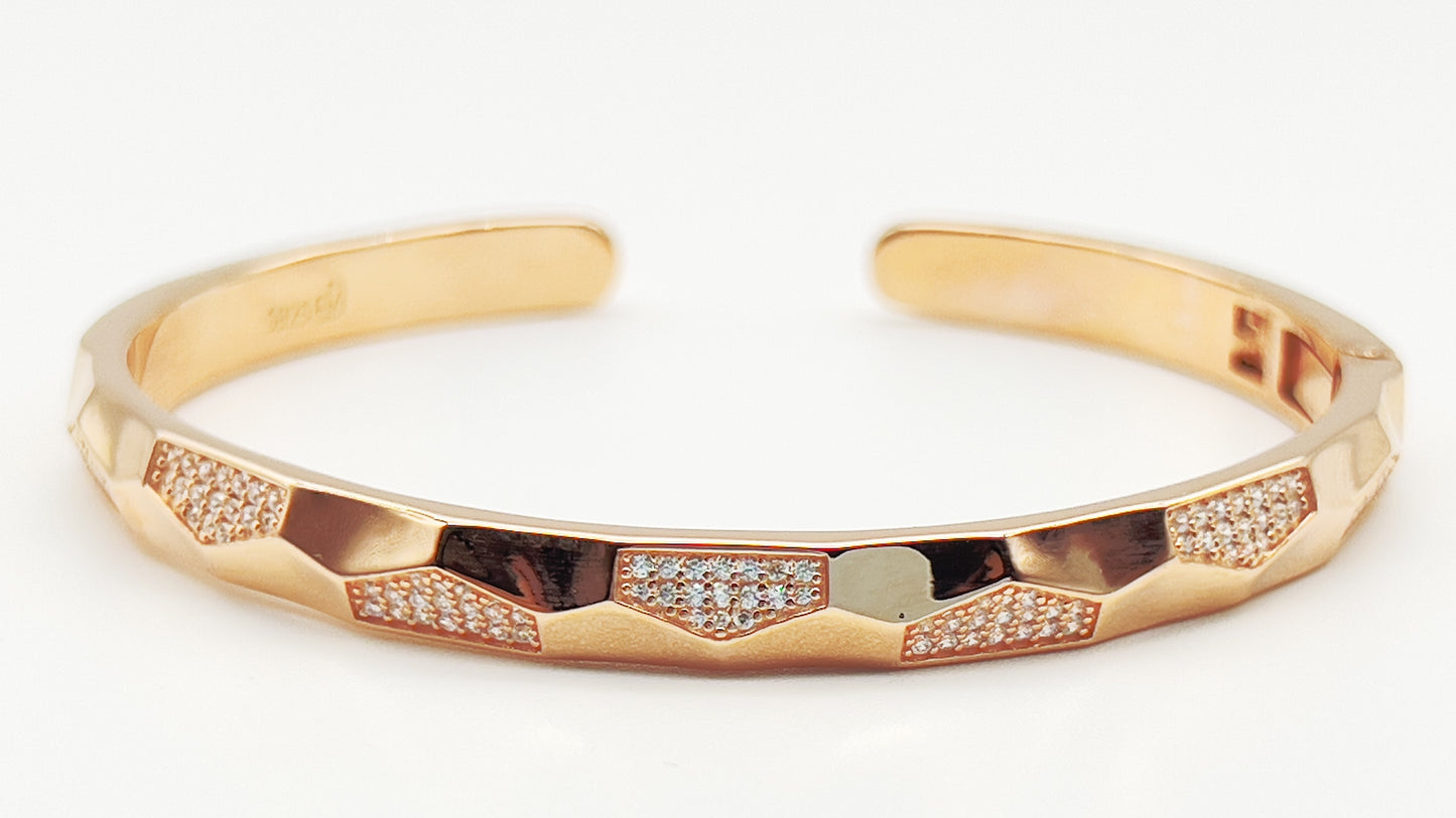 925 Sterling Silver 3D Shape Bangle – Comfortable Daily Wear ✨💎