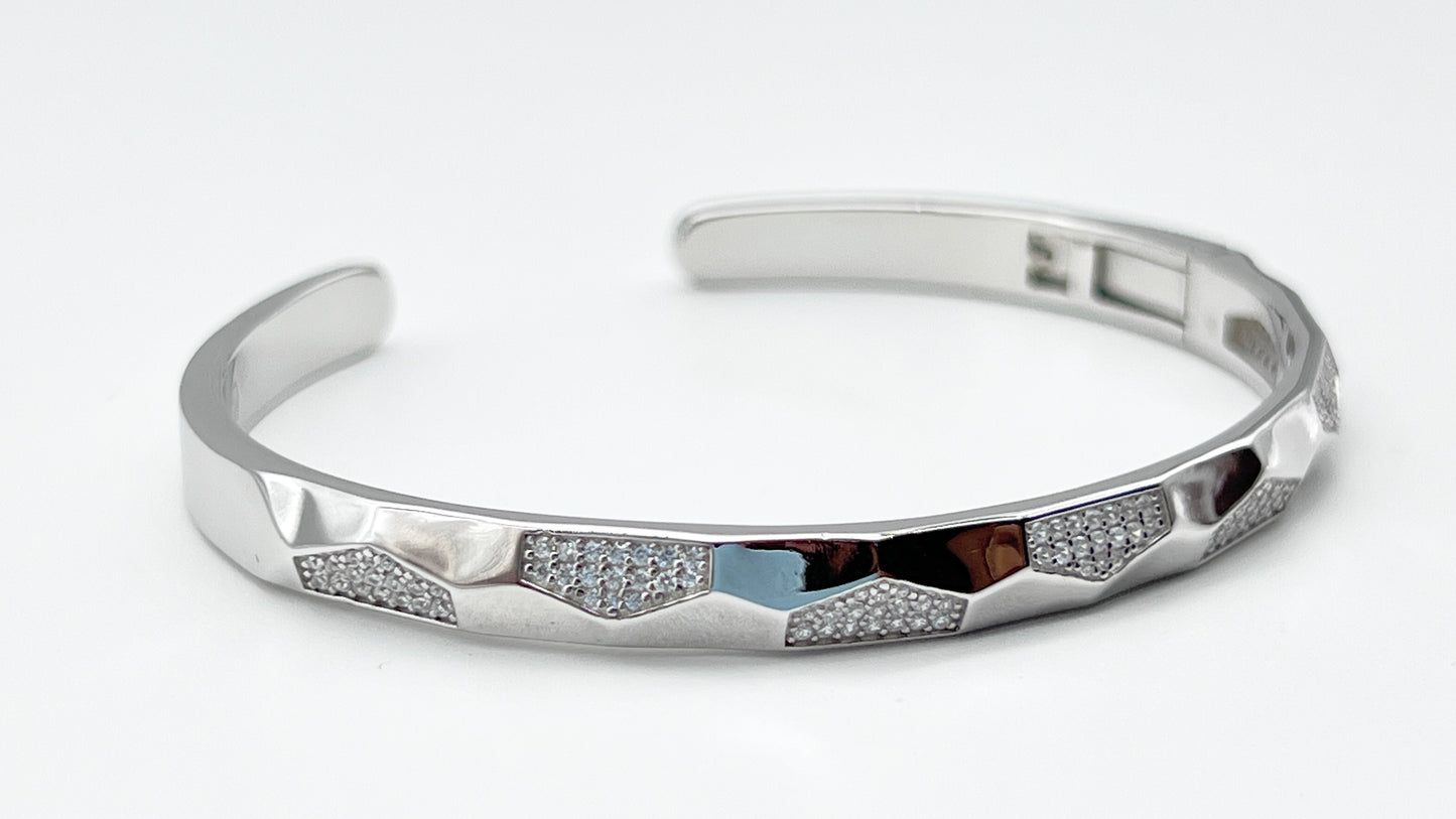 925 Sterling Silver 3D Shape Bangle – Comfortable Daily Wear ✨💎