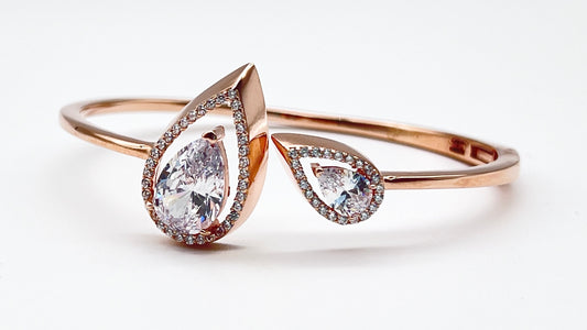 925 Sterling Silver Rose Gold Bangle – Pear Shape & Round Stone Duo ✨🌸