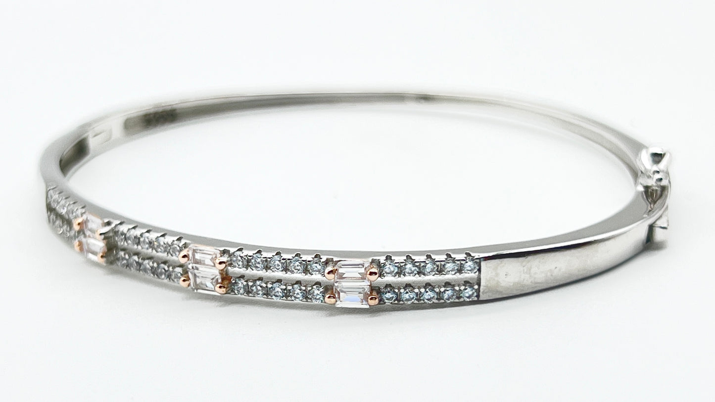 Bangle925 Silver Bangle – Micro Pavé with Baguette Diamond Cut Design ✨💎
