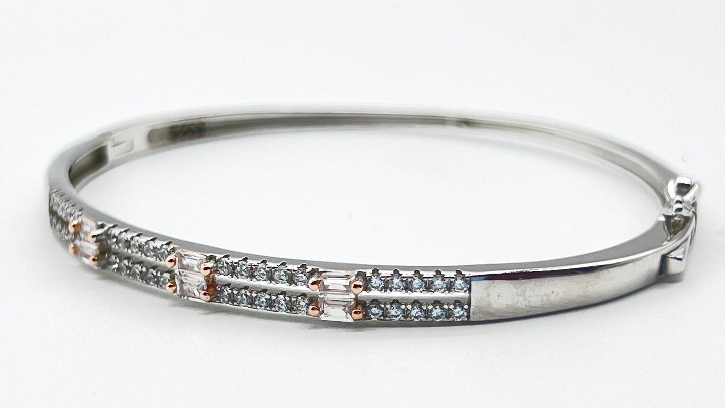 Bangle925 Silver Bangle – Micro Pavé with Baguette Diamond Cut Design ✨💎