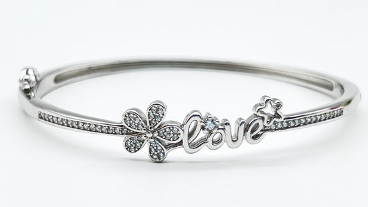 Pure 925 Silver Love Design Bangle ❤️✨