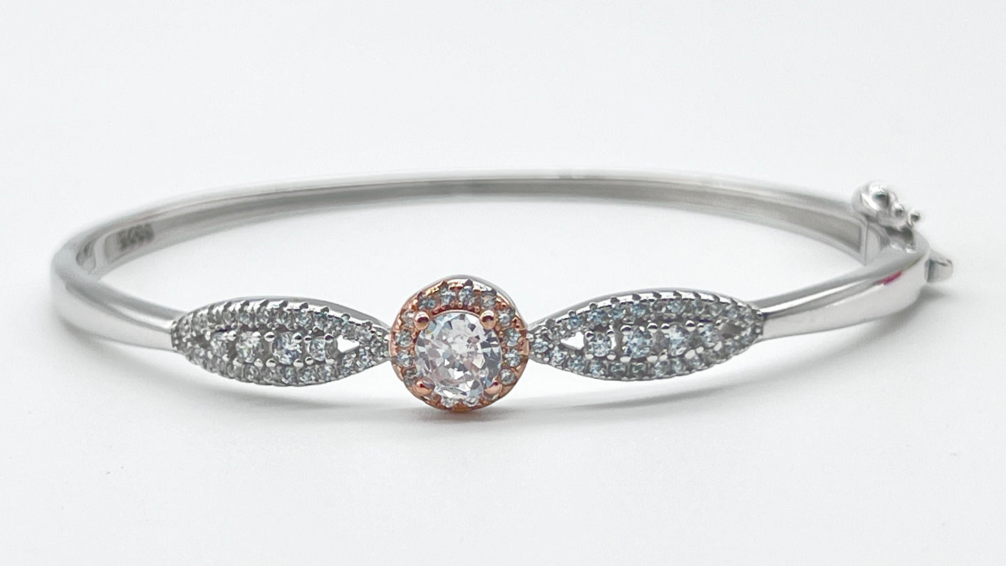 Grace Halo 925 Silver Bangle ✨