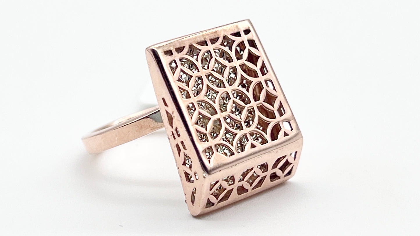 🌟 Rose Gold Rectangle Glow Ring