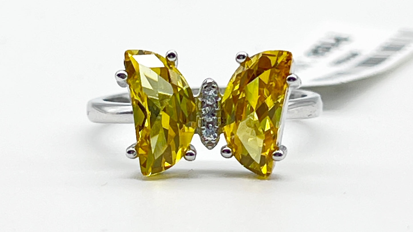 🦋 GemFlare Butterfly Ring