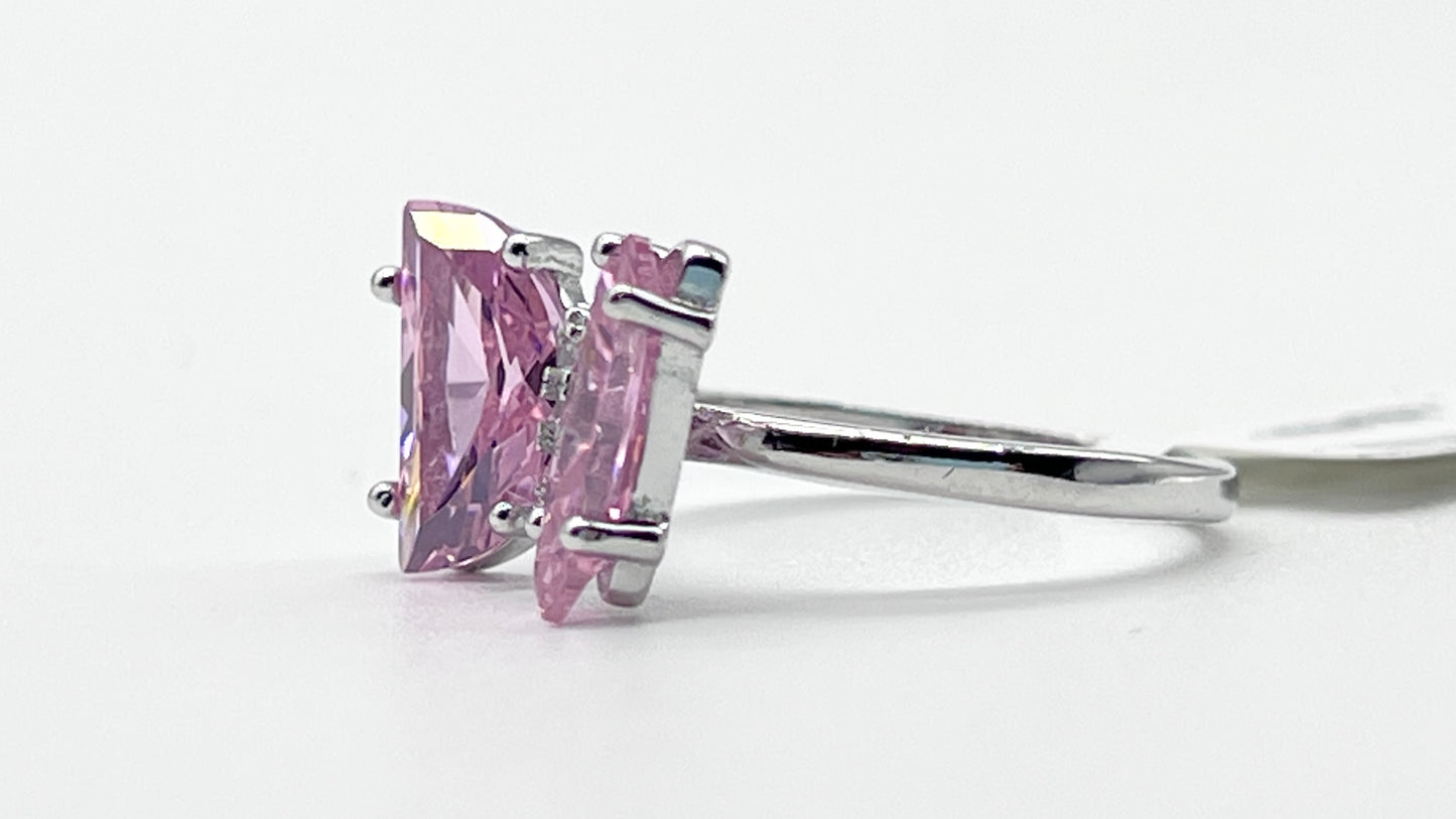 🦋 GemFlare Butterfly Ring