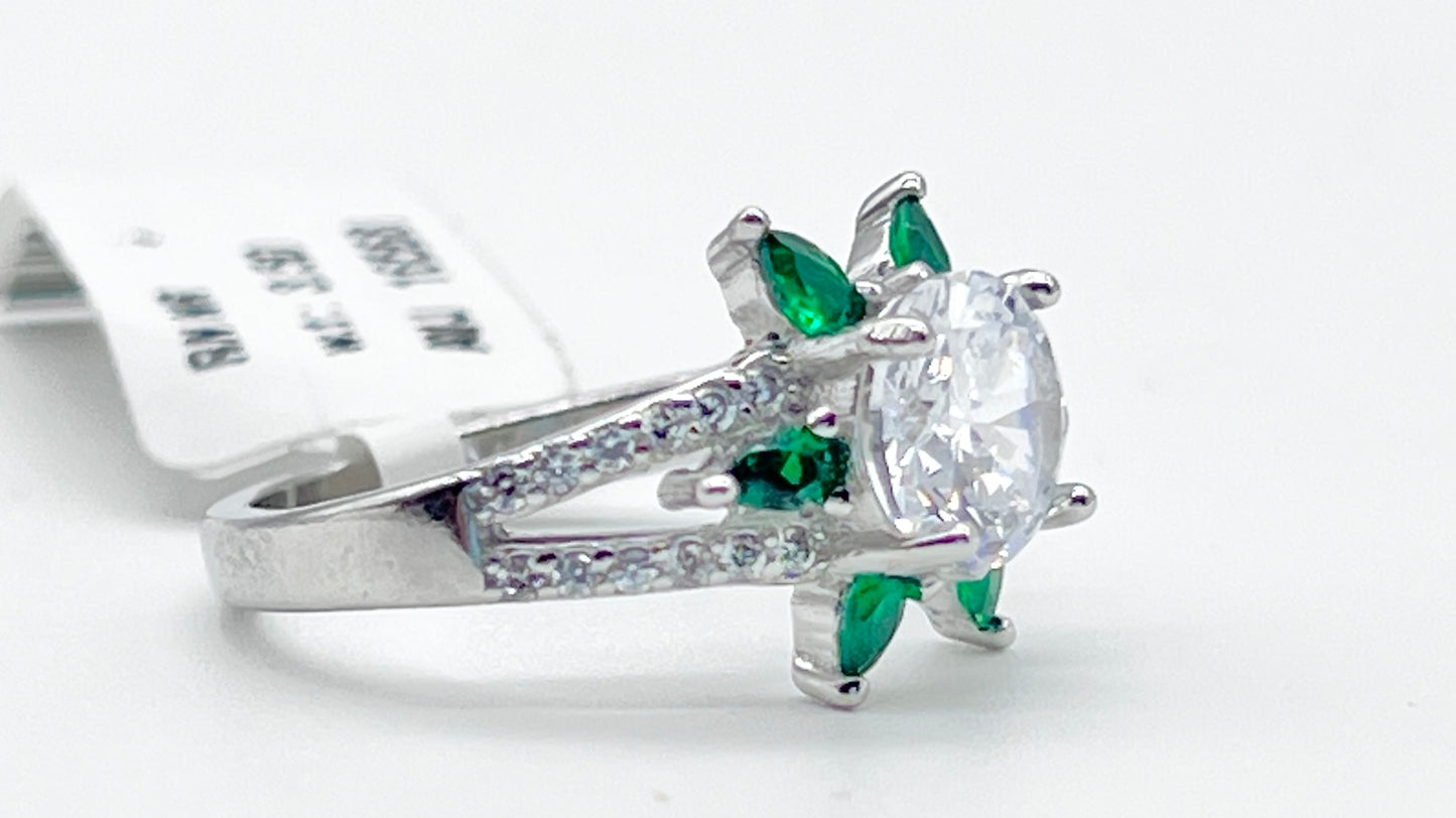 ✨ Green Aura Ring 💍💚