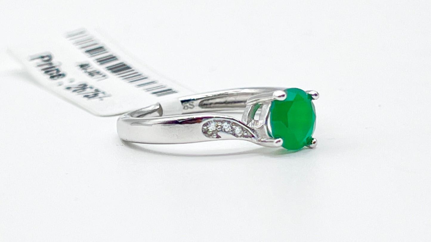 ✨ Twirl of Green Ring 💚💍