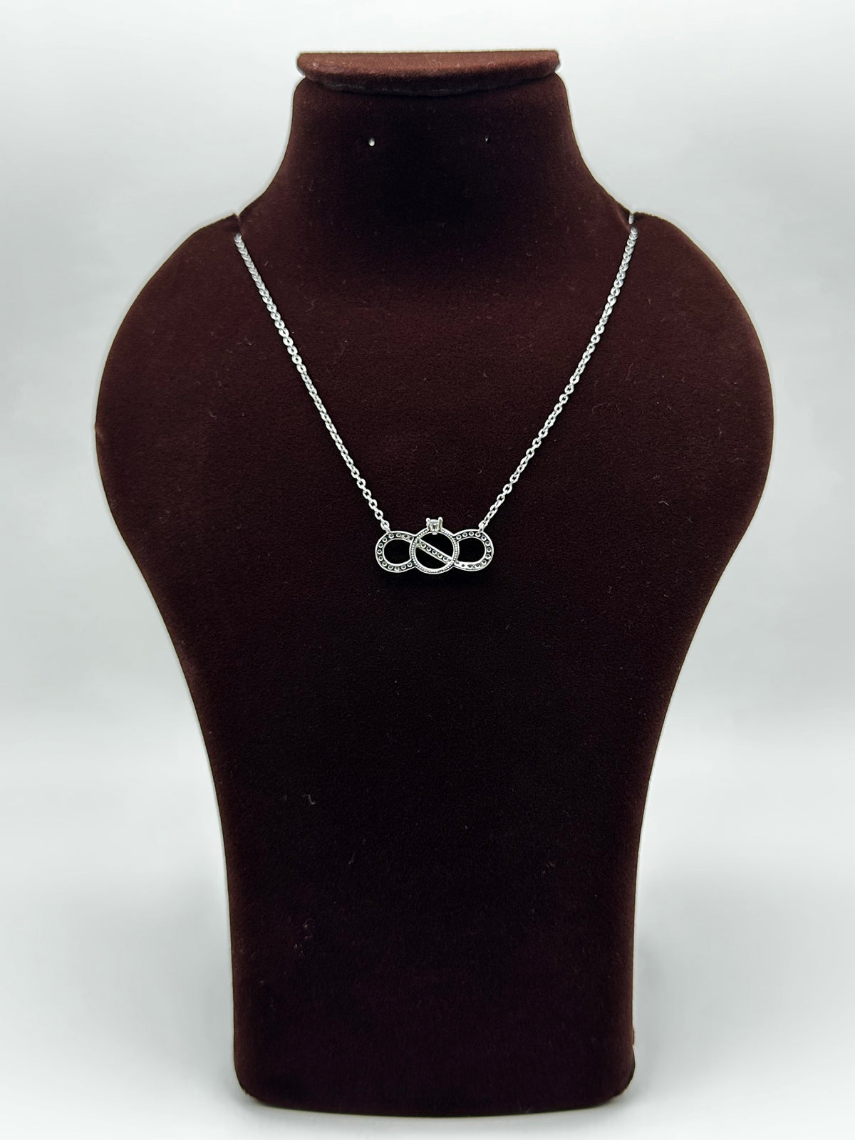 Eternelle Infinity Ring Necklace ♾️💍✨