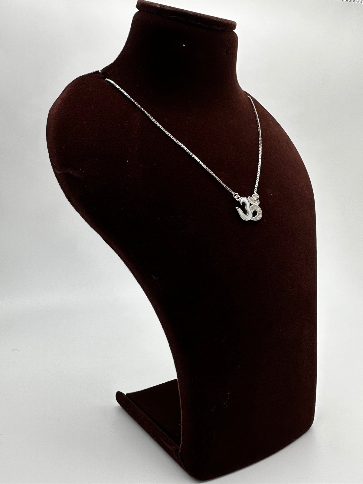 🙏✨ Aum Divya MOP & Swarovski 925 Silver Necklace ✨💎